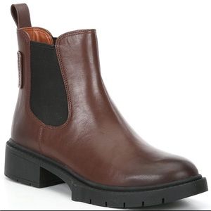COACH Womens Lyden Lug Sole Chelsea Booties, Walnut Size 7.5